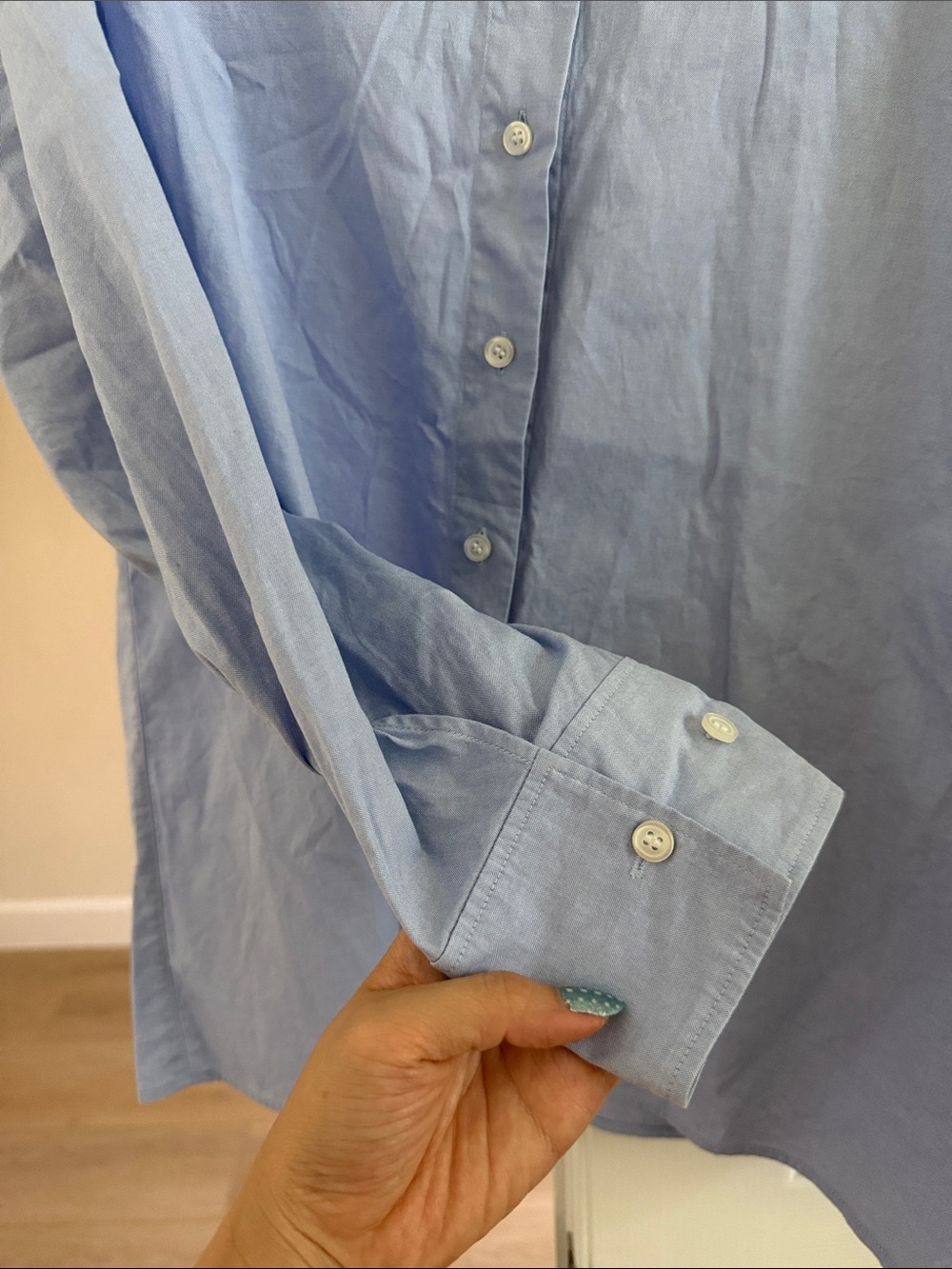COS Women’s Pale Blue Cotton Button-Up Shirt - Picture 3 of 3
